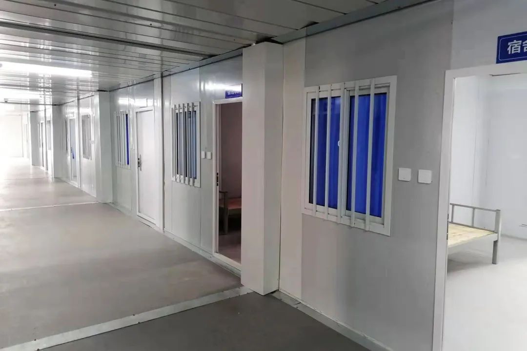 疫情就是命令，彩钢夹芯板厂家AG贵宾会紧急驰援多地方舱医院建设(图3)